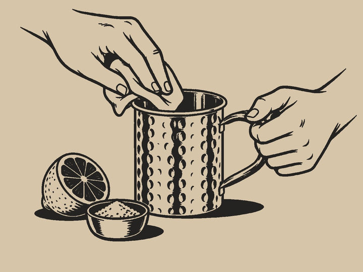 Reinige die Tasse zuerst