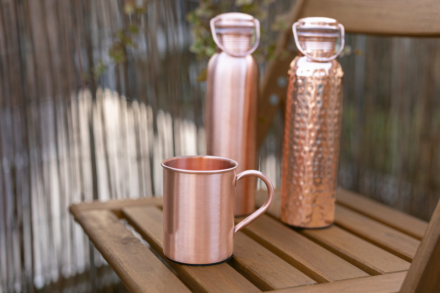 Kopero Premium Kupferbecher Glatt mit Kupfer-Trinkflaschen Glatt und Gehämmert aus der Kopero-Kollektion