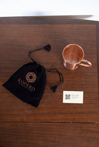 Kopero Kupfertasse Glatt von oben mit Samtbeutel und Dankeskarte